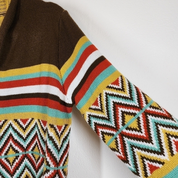 HOT & DELICIOUS WESTERN FRINGED CARDIGAN SWEATER - Picture 5 of 10